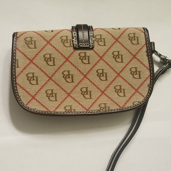 DOONEY & BOURKE TAN & BROWN WRISTLET NWOT - Picture 2 of 6